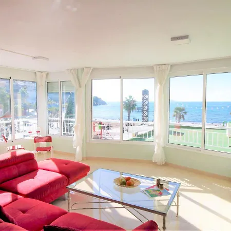 Vistas Sobre El Mar-1 By Interhome